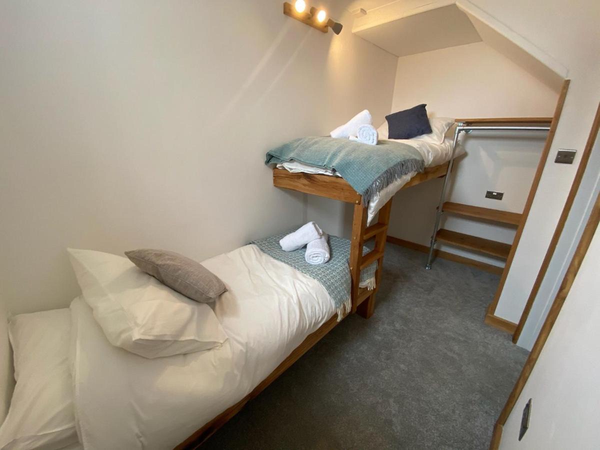 Unforgettable Sea Views, Hot Tub, Modern Property Newgale Exteriér fotografie